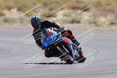 media/Sep-25-2023-Moto Forza (Mon) [[81ffa65e0a]]/B-C Group/Session 3 (Turn 16)/